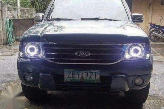 Ford Everest 2005 AT DSL (set up)