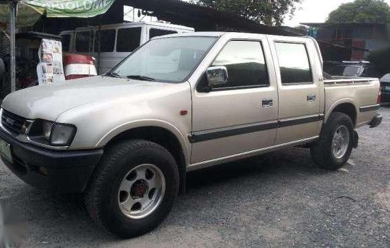 Isuzu Fuego Pickup 4x4 1998 for sale 