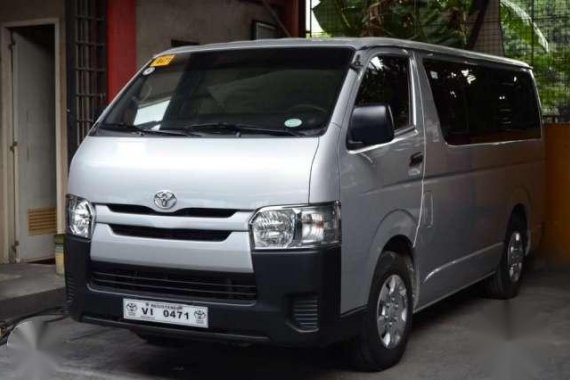 Toyota Hiace commuter 2017 like new for sale