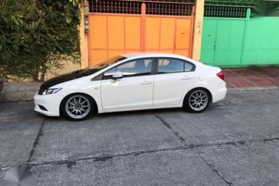 Honda Civic FB 2013 MT like new for sale 