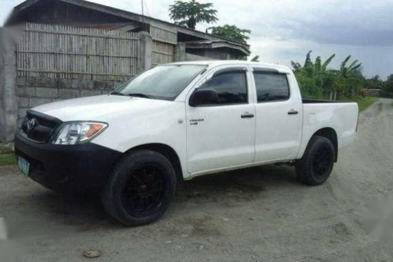Toyota Hilux d4d well maintain for sale 
