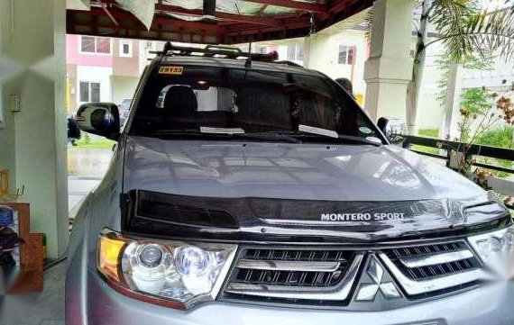 Rush sale 2015 Misubishi Montero sports gls v