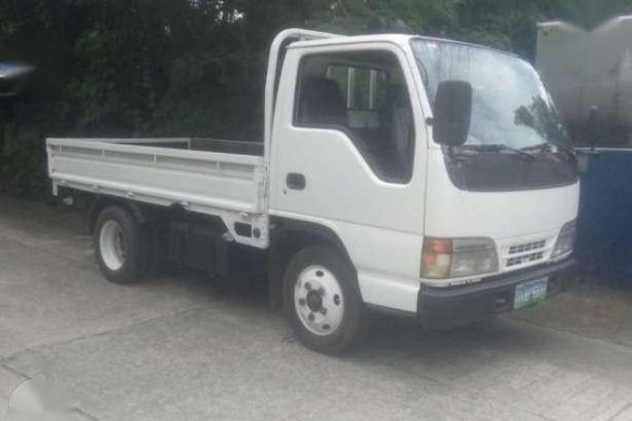 Isuzu elf giga 10feet very fresh for sale 
