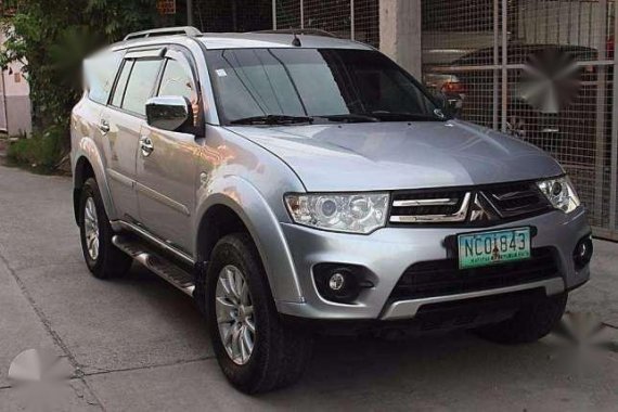 Montero 2009 4x4 SE top of d line 2014 look (same 2010 2011 fortuner)