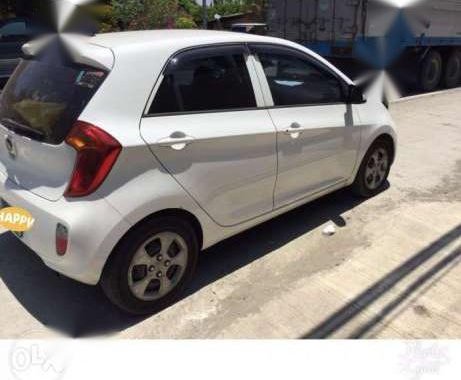 Kia Picanto 2012 hatchback for sale 
