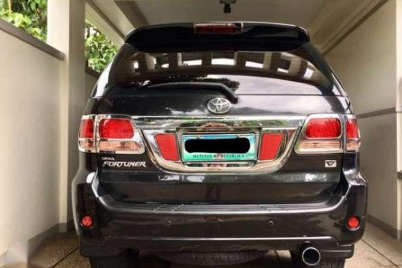 Toyota Fortuner 2007 V 4x4 Diesel Automatic for sale 