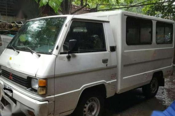 Mitsubishi L300 FB 2009