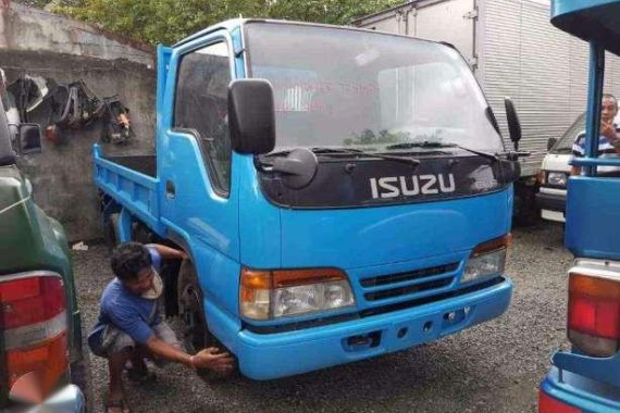 Isuzu 4HF1 elf mini dump NEGOTIABLE upon viewing