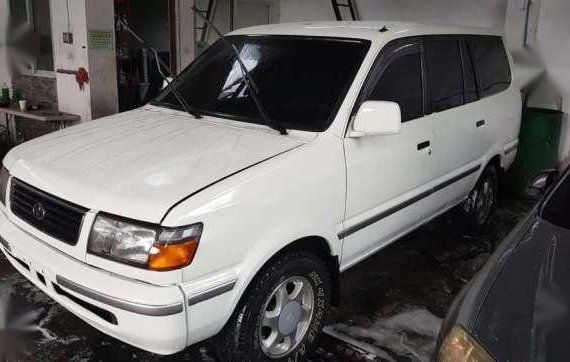 Toyota revo glx gas 2001 for sale 
