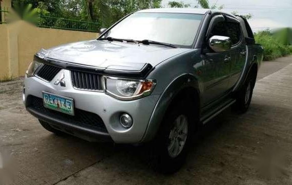 Mitsubishi Strada 4x4 - Automatic for sale 