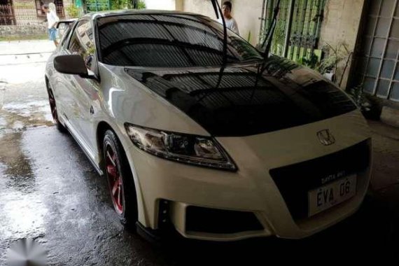 For sale 2014 model Honda CRZ