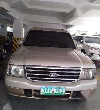 2004 Ford Everest