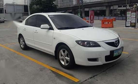 2011 mazda 3 2.0 Automatic gas