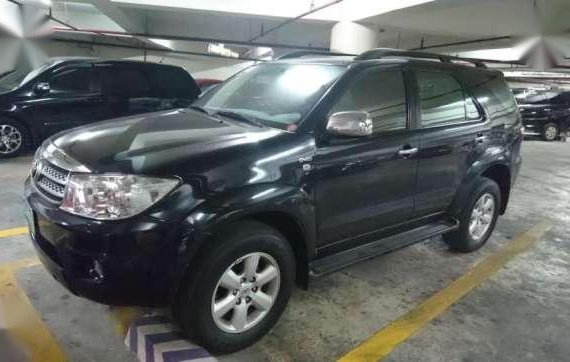 Toyota Fortuner 2011 like new for sale 
