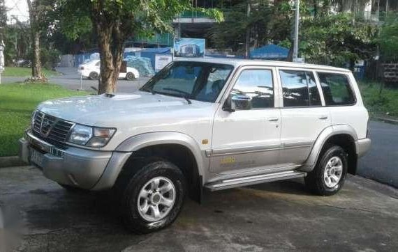 2001 Nissan Patrol 4x2 MT White For Sale 