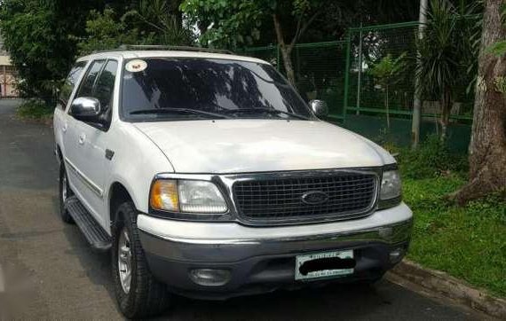 For sale 2001 Ford Expedition XLT in good condition