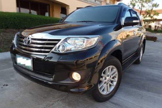 Almost New Loaded Toyota Fortuner G AT for sa;e