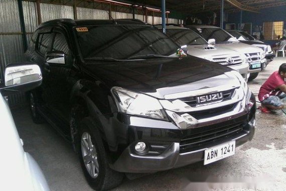 Must-have Isuzu MU-X 2015 for sale