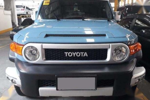 2016 FJ Cruiser AT Gas Royal Blue