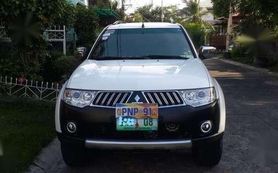 mitsubishi montero