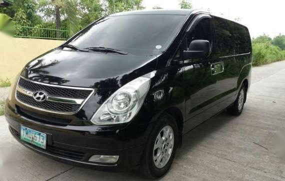 Hyundai Grand Starex 2011 AT Black For Sale