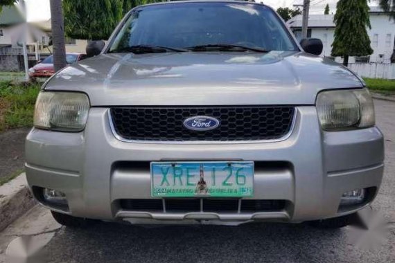 Ford Escape 2004 XLT 30 V6 Automatic Top of the Line 4x4 for sale