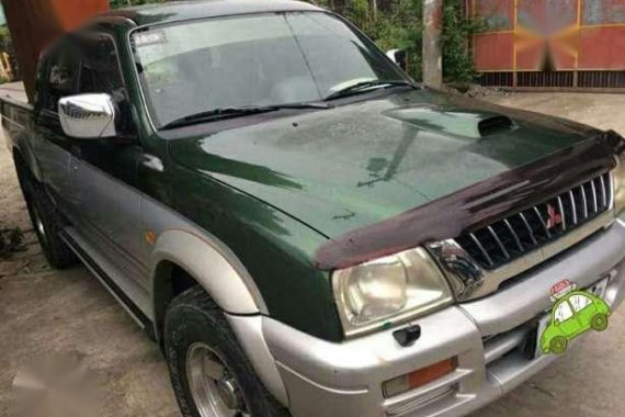 Mitsubishi strada 4x4 pick up