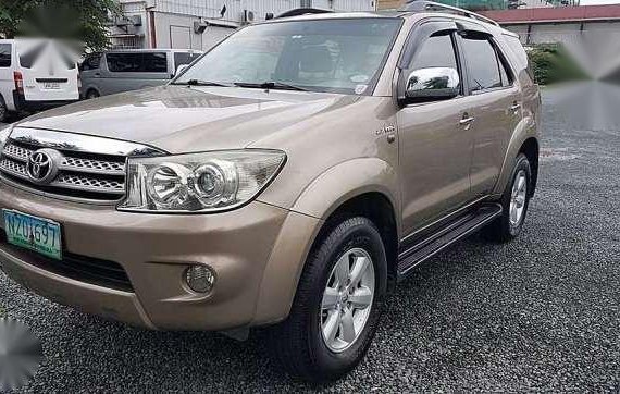 2009 Toyota Fortuner G Vvti Gas Automatic for sale 
