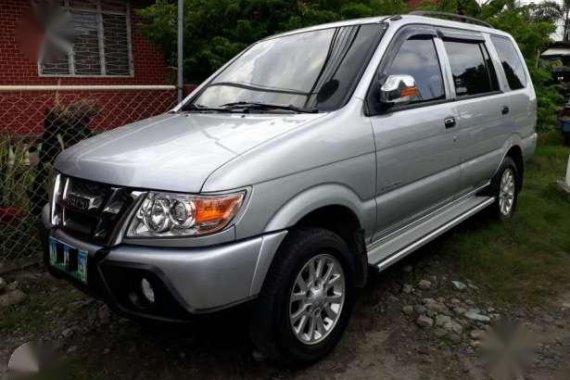 2010 Isuzu Crosswind XTi silver for sale 