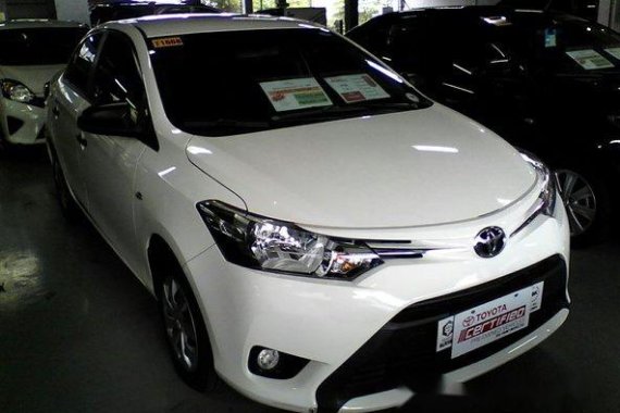 Toyota Vios 2016 White for sal