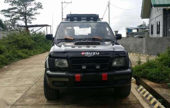 Isuzu Trooper 1999 LS well maintain for sale