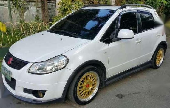 Suzuki SX4 Crossover 2011 AT White For Sale