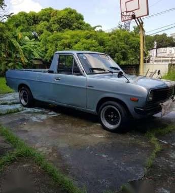 Nissan Sunny pickup for sale 