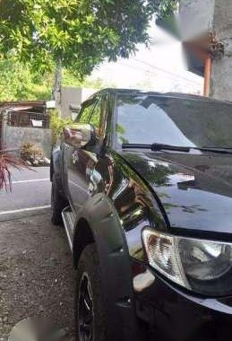 Mitsubishi Strada 2012