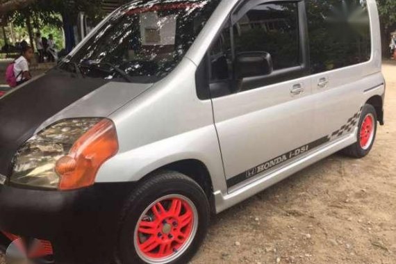 HONDA Mobilio 1.5 AT