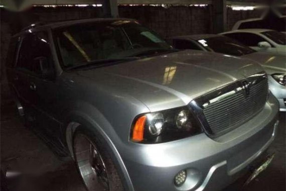 Like New 2000 Lincoln Navigator AT For Sale