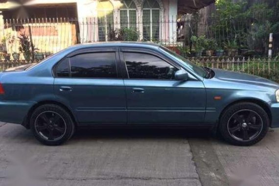 Honda Civic SIR 2000 model AT (lady owned)