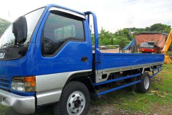 Isuzu Elf Truck like new for sale 