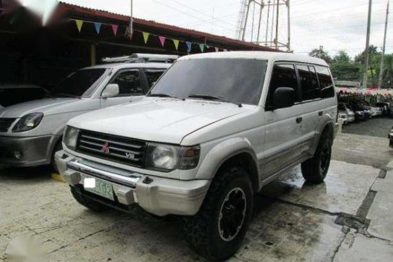 1994 Mitsubishi Pajero GAS 4X4 AT White 