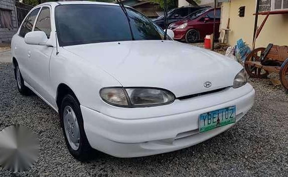Hyundai Accent 2005 Manual White For Sale