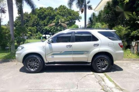 2011 Toyota Fortuner 4x2 for sale 