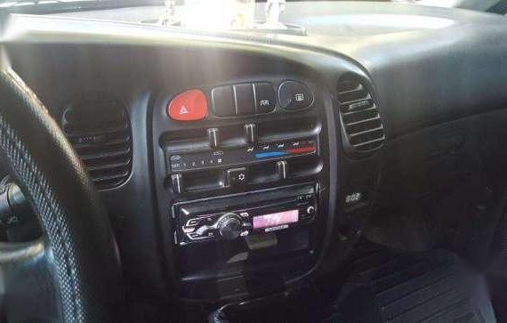 hyundai starex van