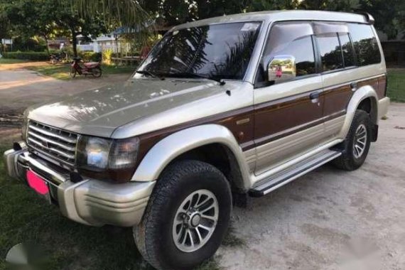 MITSUBISHI Pajero 2006 model