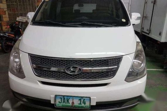 Hyundai Grand Starex Gold Van for sale