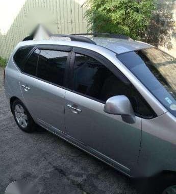 Smooth Shifitin 2009 Kia Carens 2.0 Crdi AT For Sale