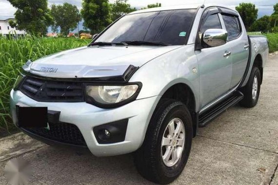 2011 Mitsubishi Strada GLX-V Automatic for sale 