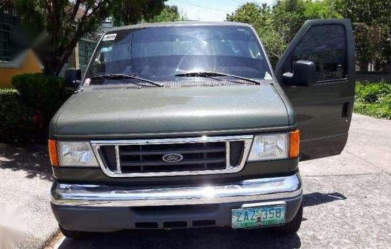 Ford Van E150 AT 2005 Green For Sale