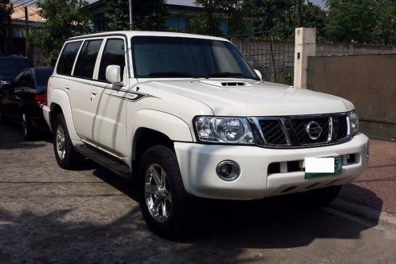 Nissan Patrol 2013 white for sale