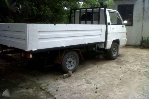 Mitsubishi L300 Dropside 1991 MT White For Sale