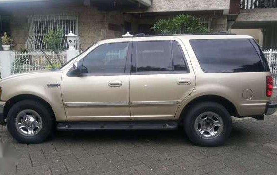 2000 Ford Expedition XLT 4x2 Beige For Sale